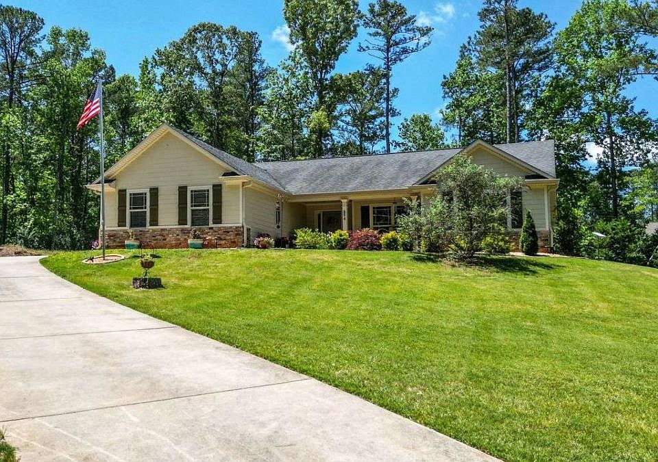 1st image of 894 Happy Valley Cir