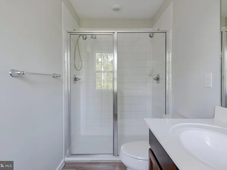 8647 Rosecrans Ln — Photo 18