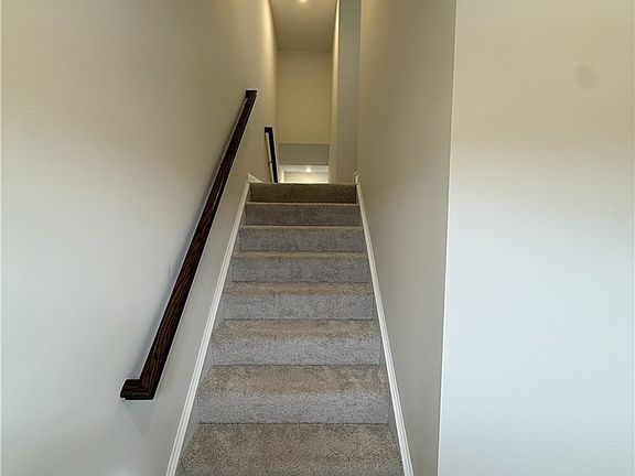 4th image of 29 Kings Rd #103