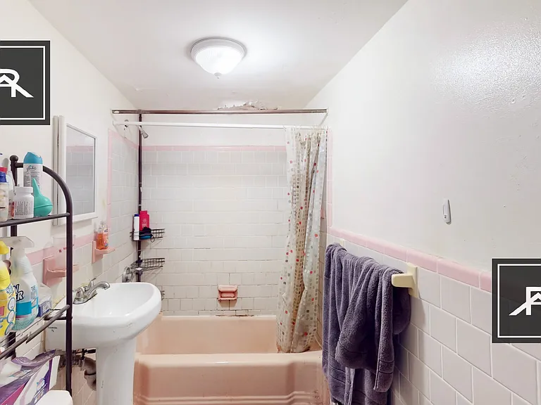 1063 Beacon St #BR — Photo 8