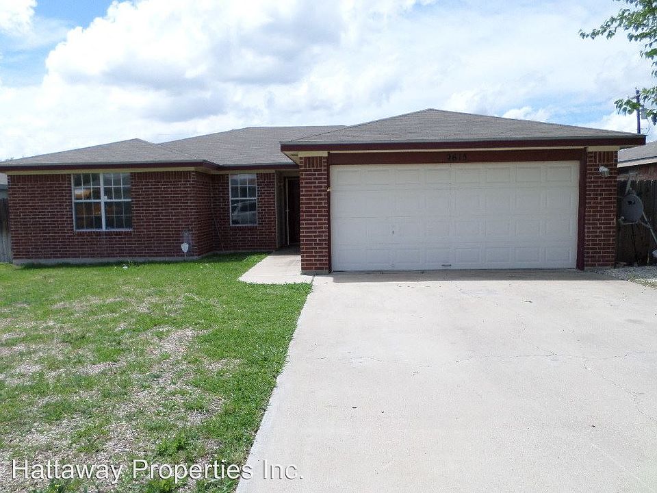 1st image of 2615 Boswell Dr