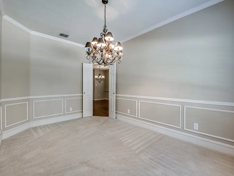 6428 Glenhollow Dr — Photo 7