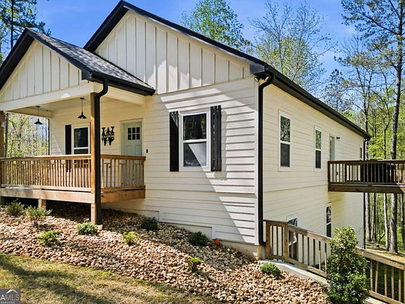 4th image of 240 Mill Pond Ct