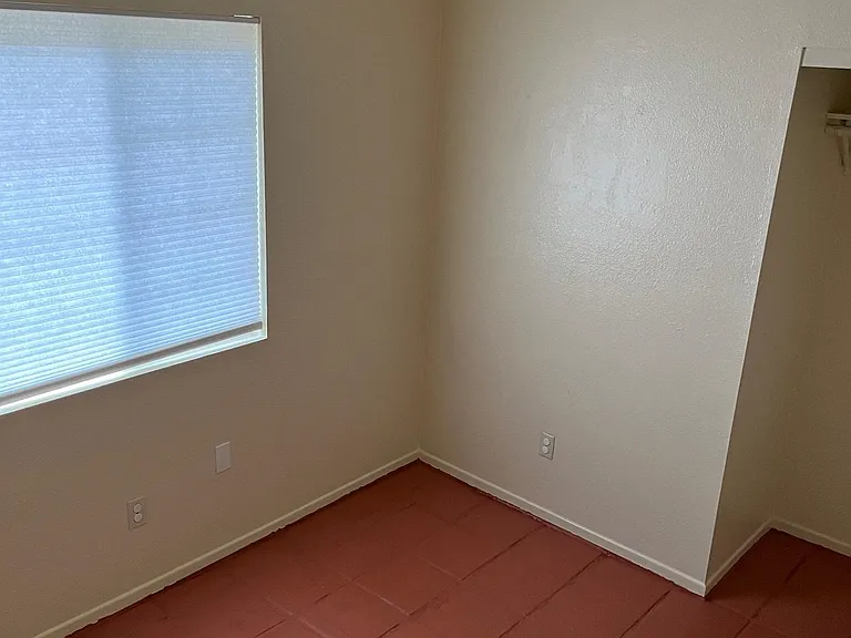 5020 College Ave — Photo 6