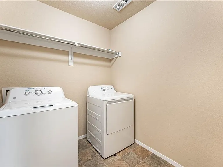 6702 SW Pilgrim Rd — Photo 20