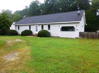 6221 Lillians Ln, Hayes, VA 23072