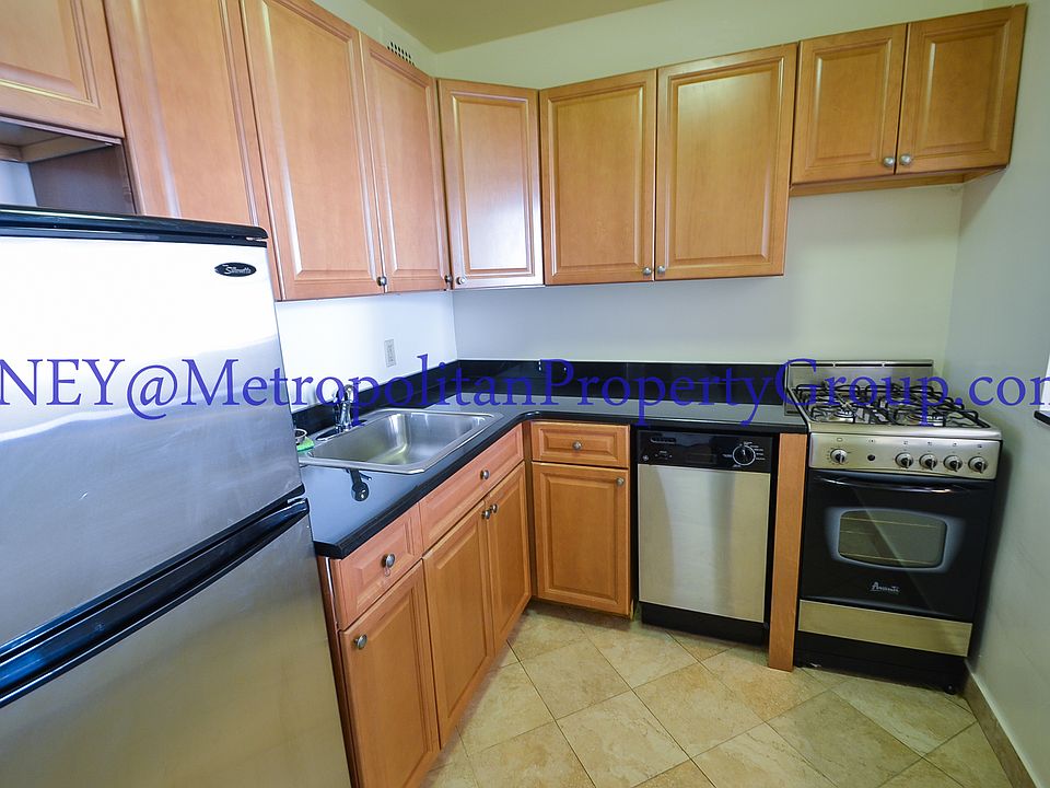 2nd image of 400 W 25th St #3CJN