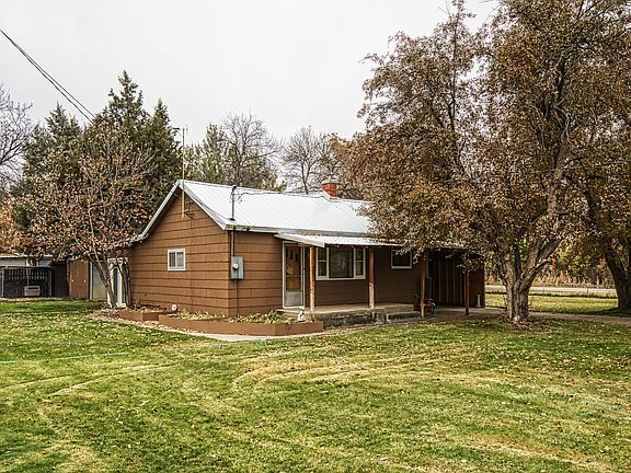 4th image of 2058 Hickory Ave