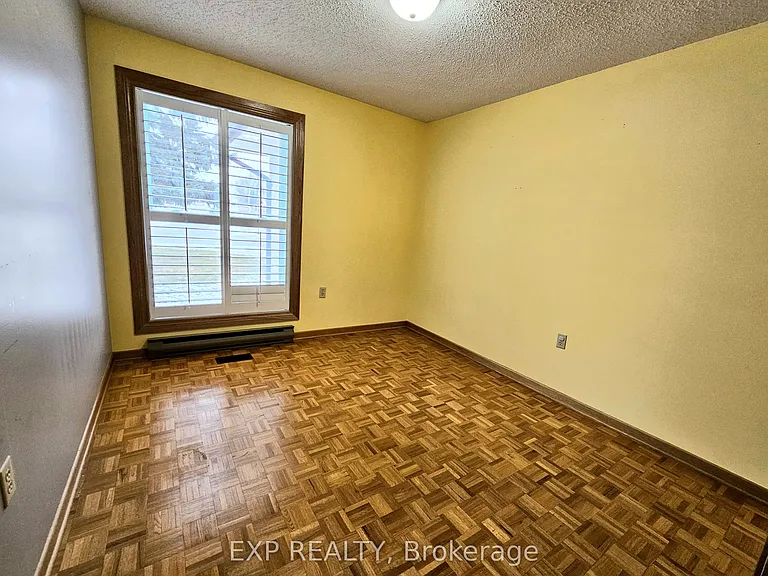 210 Main St — Photo 10