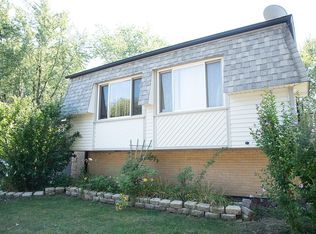 325 Marian Ct, Bolingbrook, IL 60440