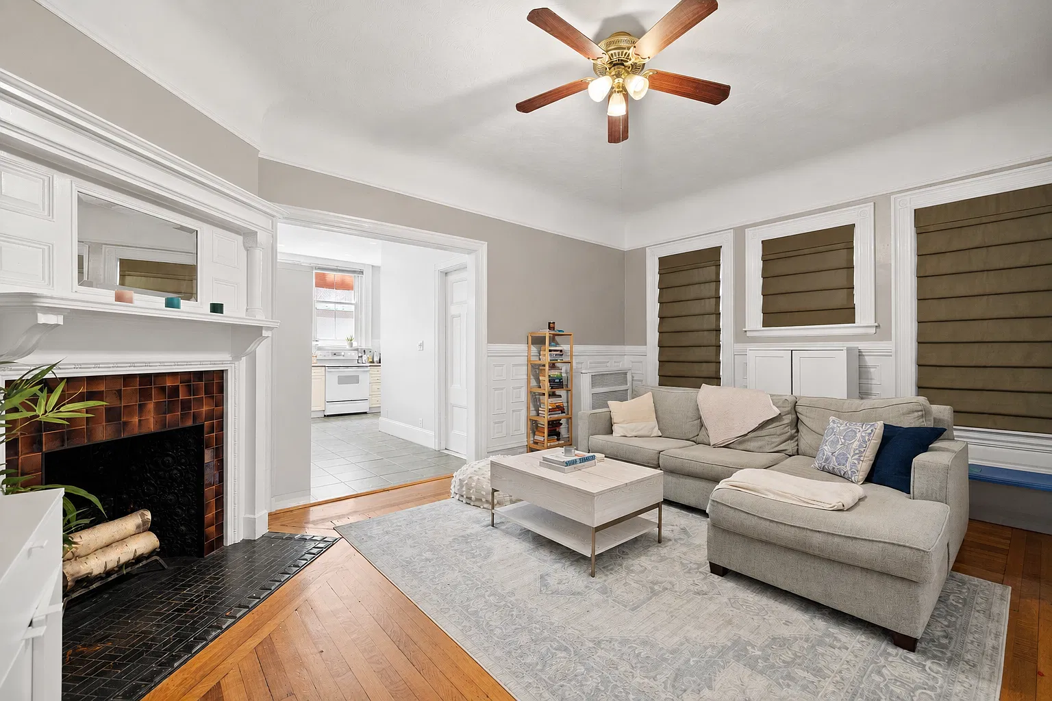 2 bed, 854 sqft, $4,000 — Photo 3