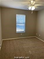 3rd image of 2520 Hickory Dr