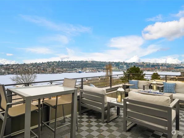 2120 Waverly Place N, Seattle, WA 98109