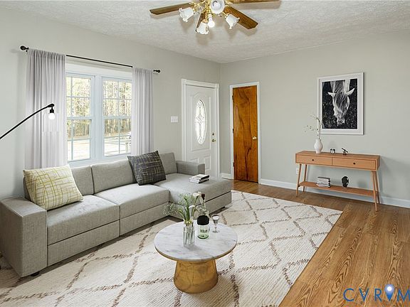 3rd image of 11512 Duncan Rd