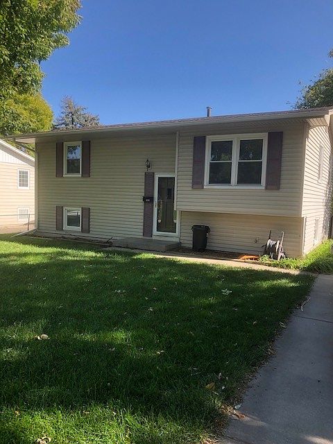1st image of 2323 S 122nd Ave