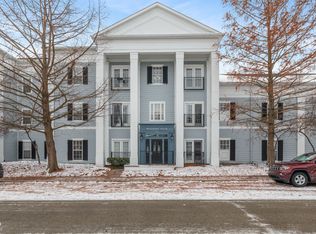 2121 Grenville St APT 2D, Carmel, IN 46032