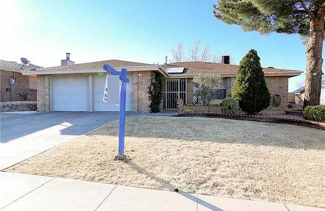 1st image of 926 Agua Caliente Dr