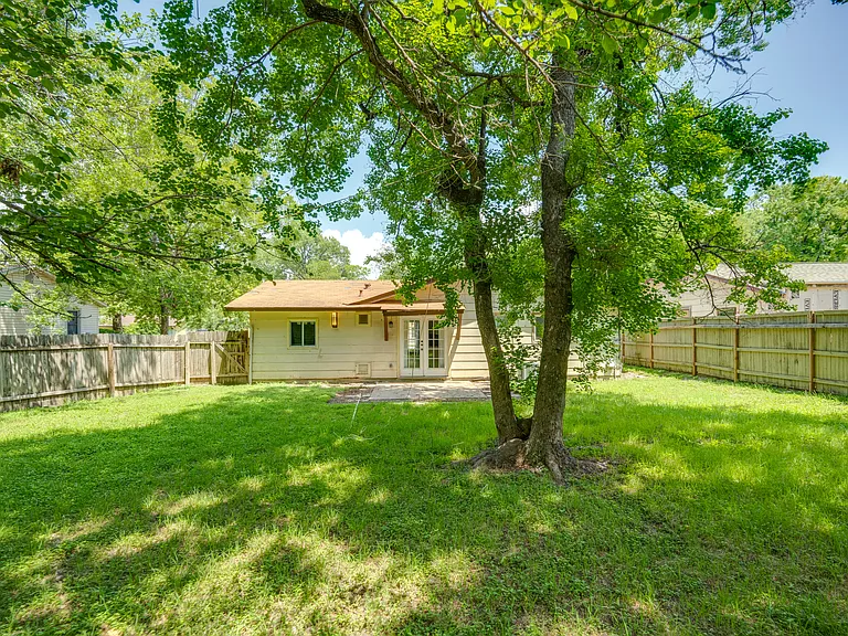 9502 N Creek Dr — Photo 22