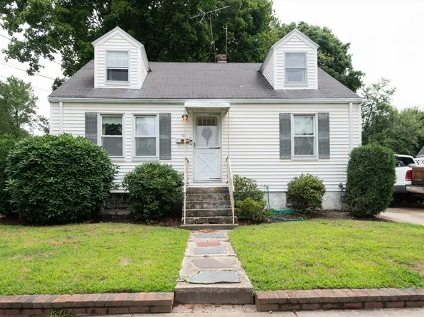 56 Badger Rd, Hyde Park, MA 02136