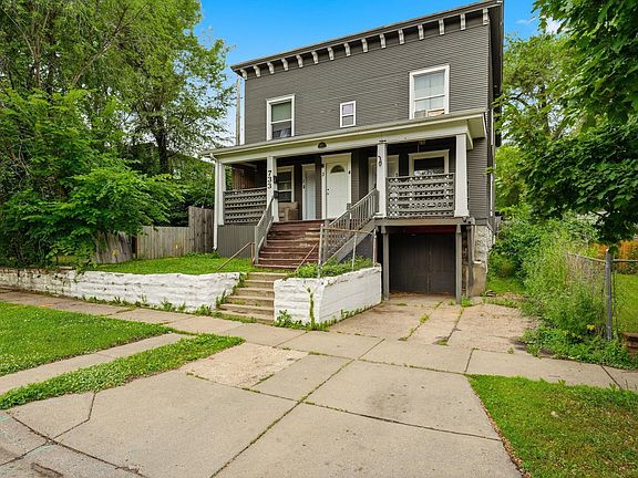 3rd image of 733 Bradley St