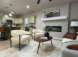 411 W Springer Ave, Guthrie, OK 73044