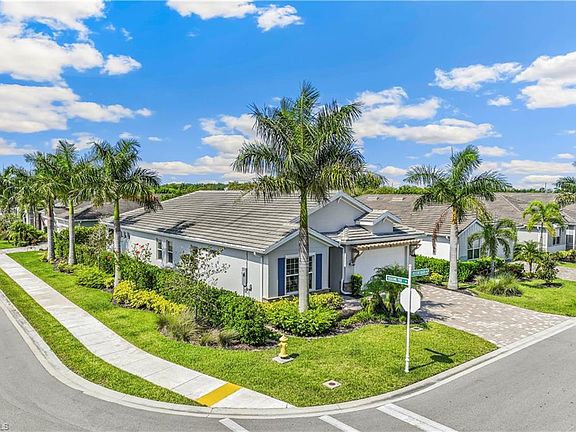 2nd image of 16586 Crescent Beach Way