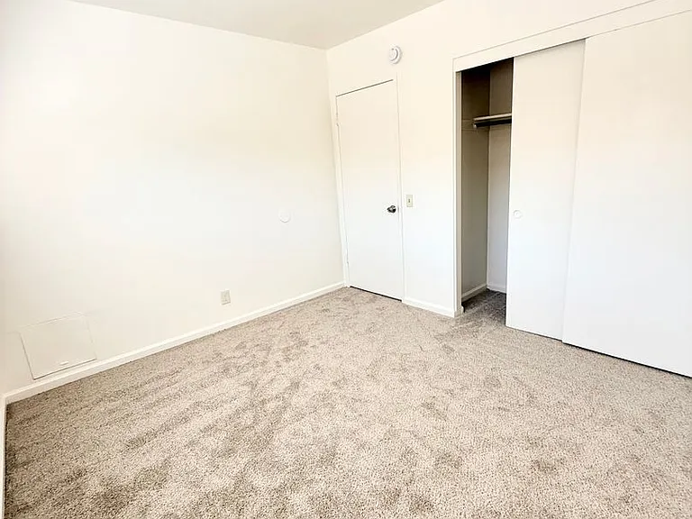 728 N D St — Photo 10