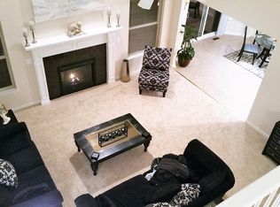 3616 Thornwood Dr, Auburn Hills, MI 48326