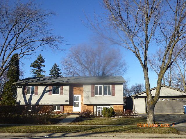 1st image of 1581 Walnut Ave