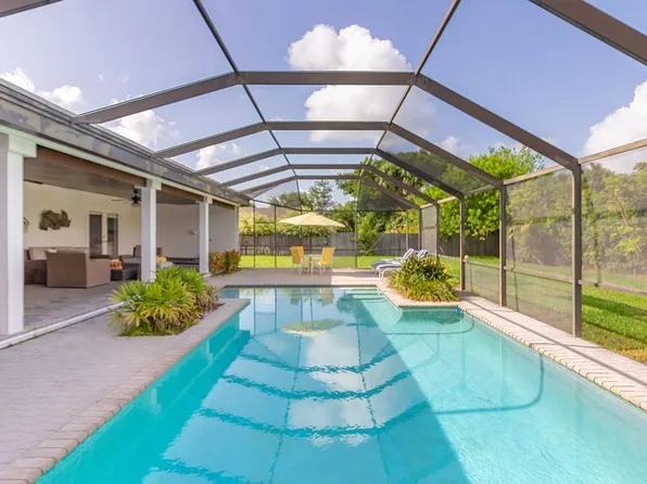 17143 SW 79th Pl, Palmetto Bay, FL 33157