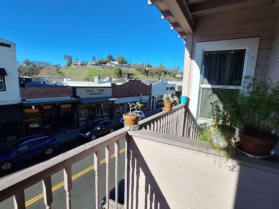 34 Main St #34A