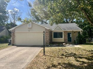 942 Timber Creek Ln, Greenwood, IN 46142