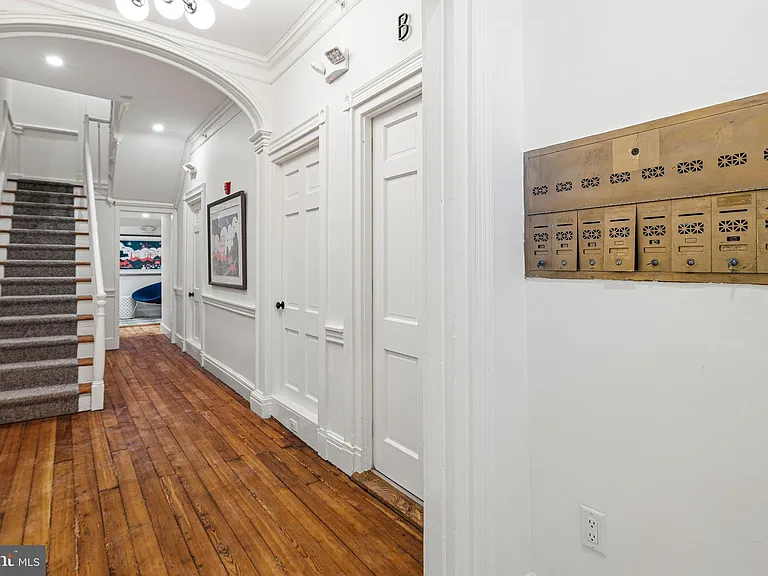 300 Kings Hwy E #C — Photo 7