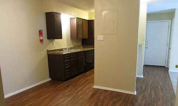 1st image of 700 Quail Wood Ln APT 150