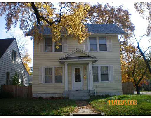 802 Irvington Dr photo 1