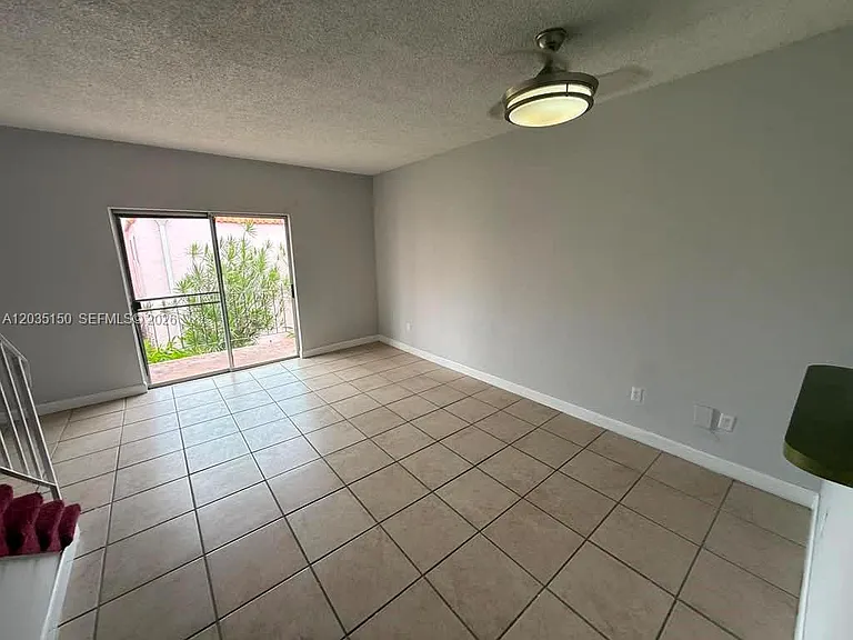 1255 W 53rd St #204 — Photo 3