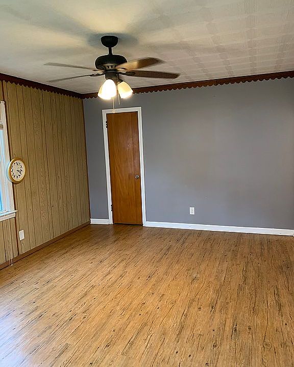 1st image of 756 Lindsay Ave
