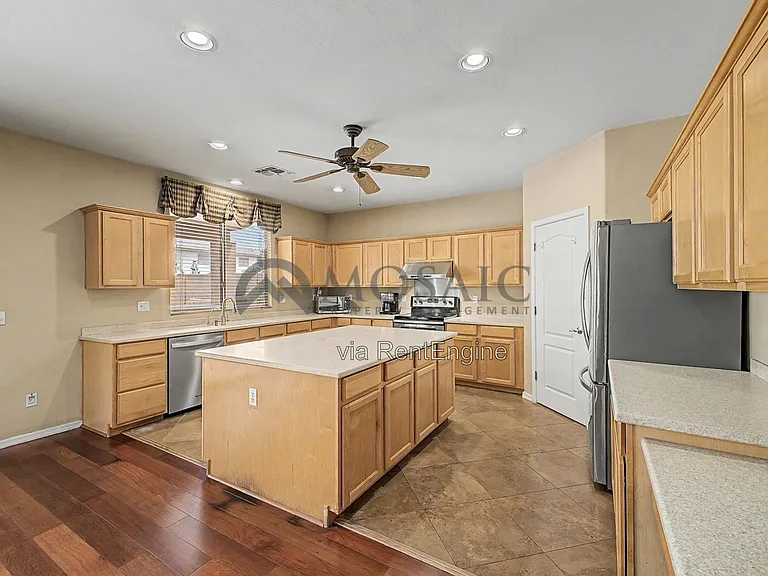 2172 W Enfield Way — Photo 18