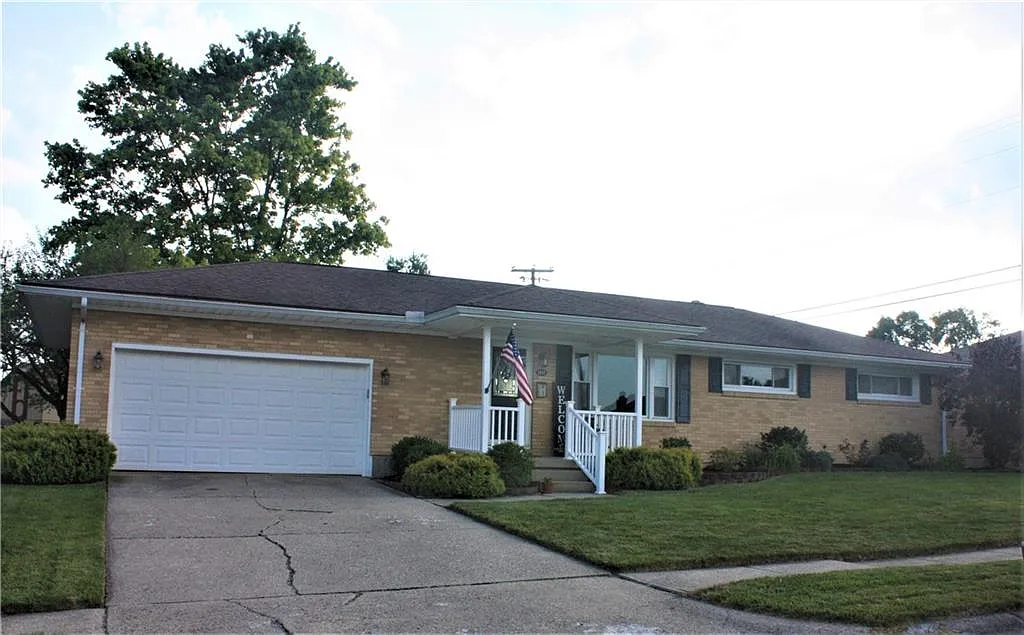 1401 Richmoor Rd photo 1