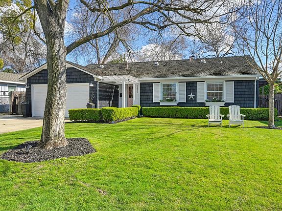 2nd image of 3852 El Ricon Way