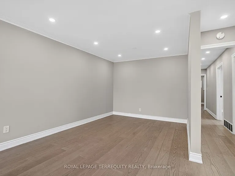1173 Shadeland Dr — Photo 17