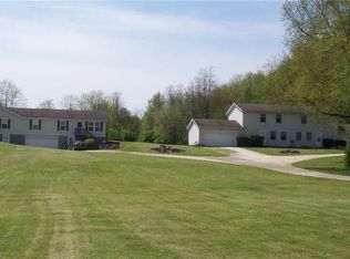894 E Caston Rd, Uniontown, OH 44685