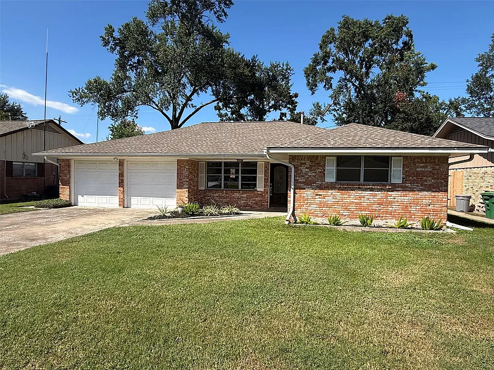 10410 Barwood Dr
