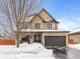 90 S Indian Dr, The Nation, ON K0A 2M0