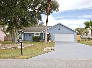221 Bentley Oaks Blvd, Davenport, FL 33896
