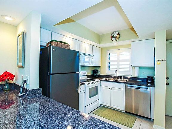 5th image of 6893 Estero Blvd APT 464