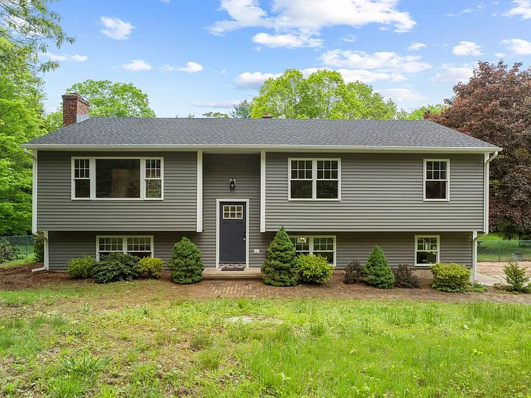 831 Nut Plains Rd — Photo 27