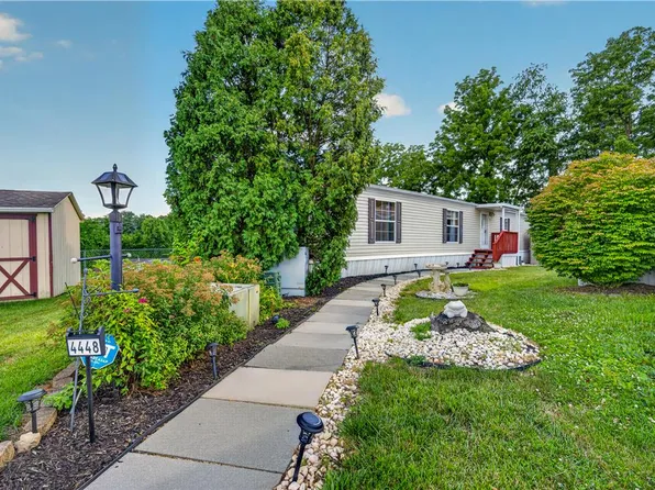 4448 Marworth Ct, Macungie, PA 18062