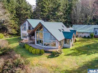 673 Seal Rock Rd, Port Angeles, WA 98363