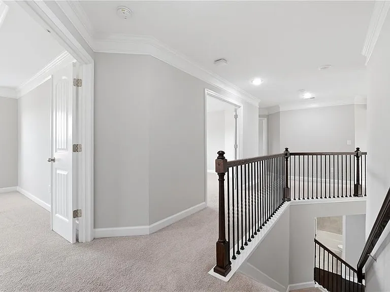 304 Cochin Dr — Photo 22